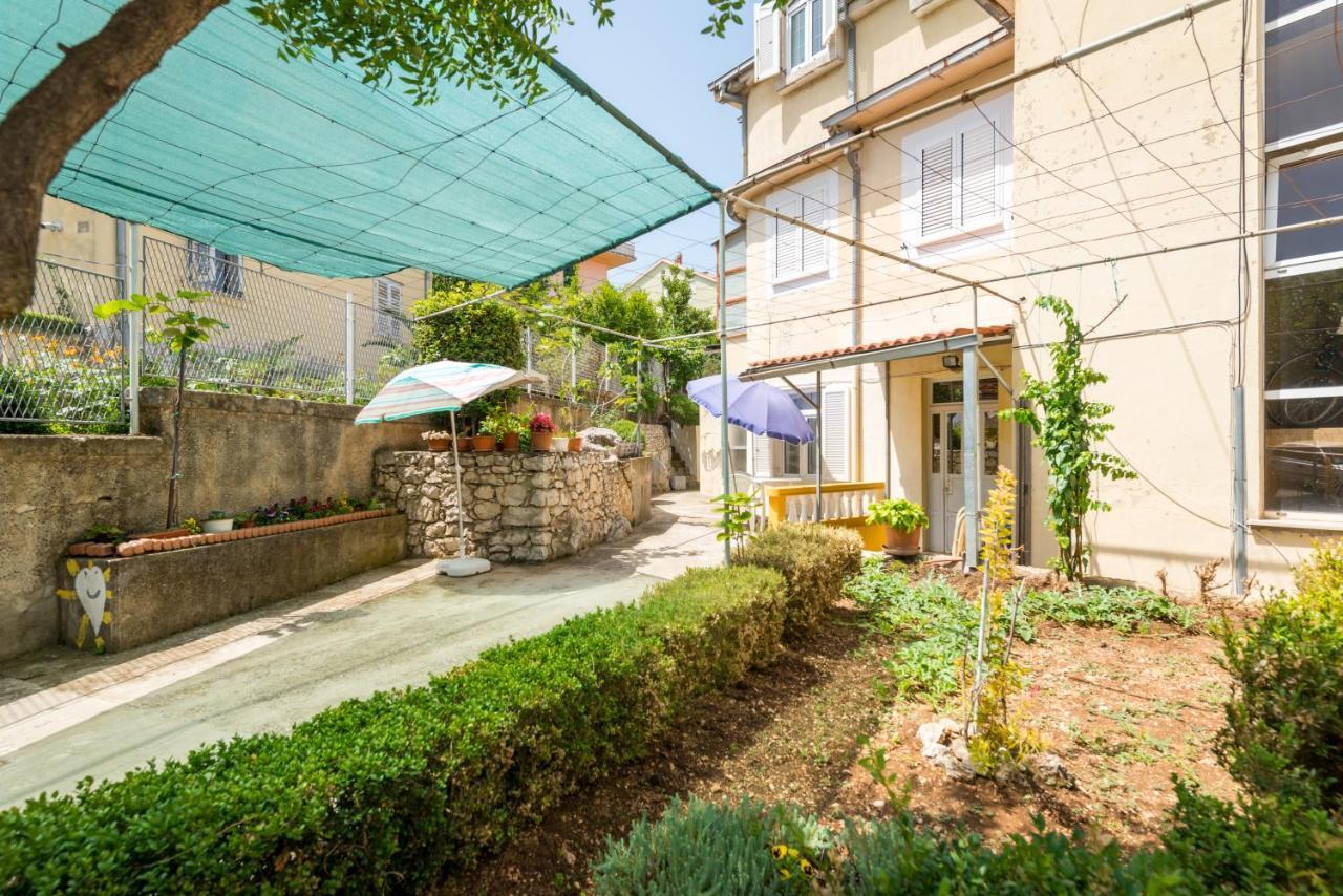 Apartamento Petite Split Exterior foto