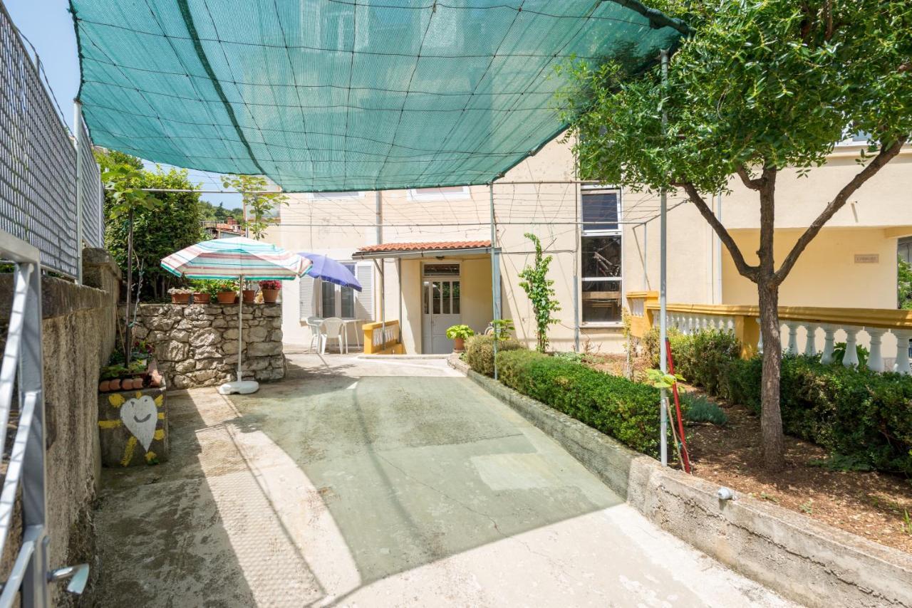 Apartamento Petite Split Exterior foto